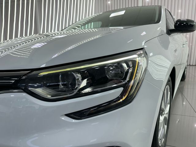 RENAULT MEGANE LIMITED 1.5 DCI 115CV