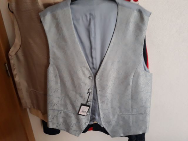 Chaleco azul. Marca Caramelo. Nuevo, con etiquetas