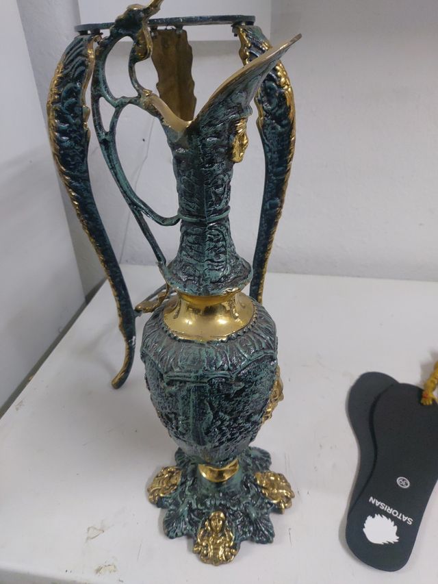 Jarrón bronce portugués