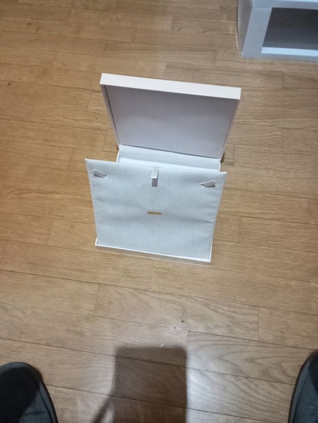 Caja expositora de joyas