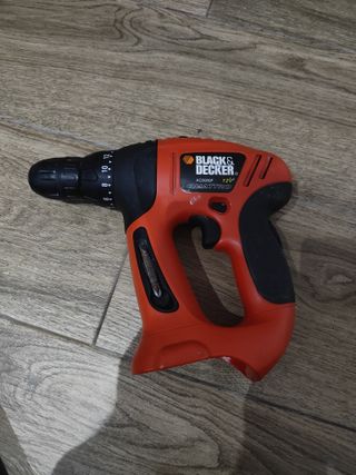 Multi herramienta black & decker quattro