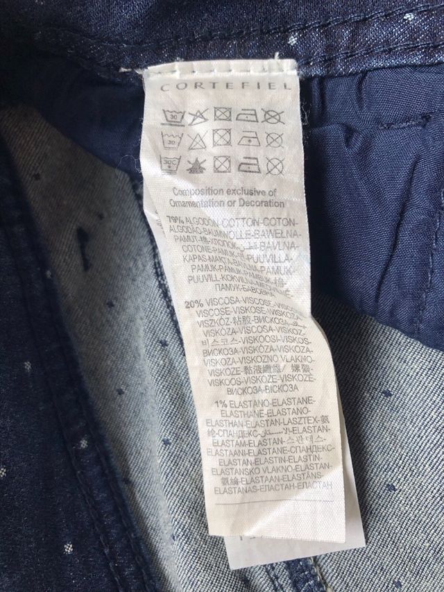 Pantalón vaquero Cortefiel.