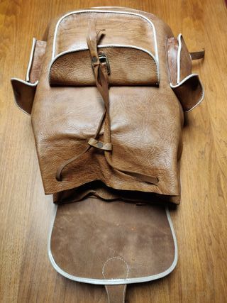 Mochila artesana de cuero