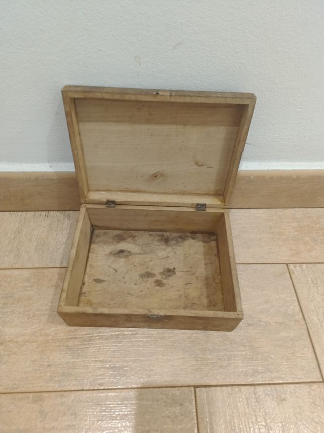 Scatola in legno Antintigua