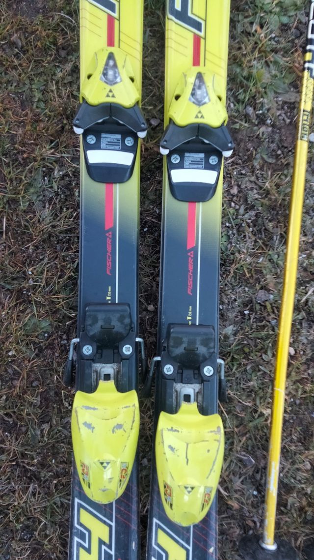 Esquís FISHER niño 1,30m.