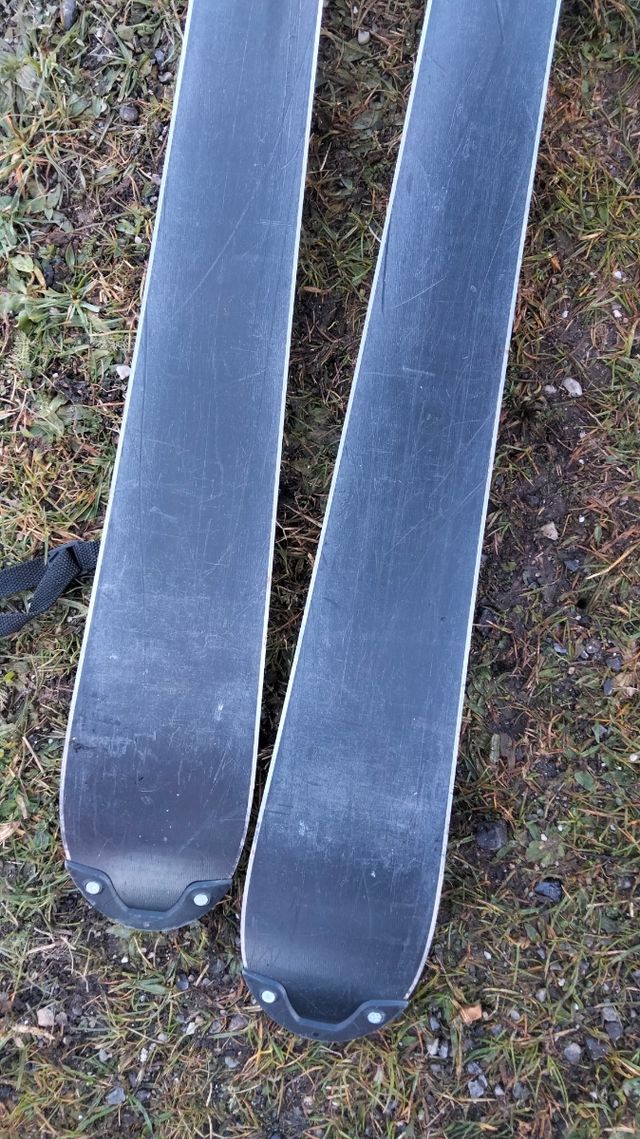 Esquís FISHER niño 1,30m.