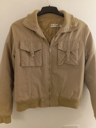 Cazadora unisex.