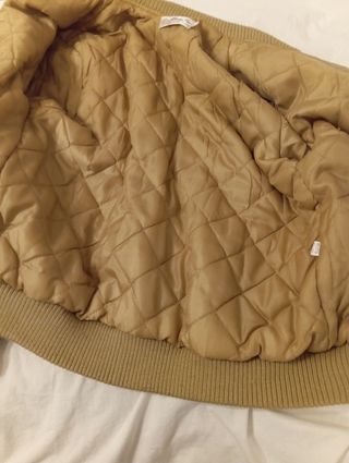 Cazadora unisex.