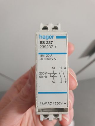 Contactor de potencia hager 20 amperios