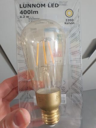 Casquillos para bombillas e27 más bombillas varias