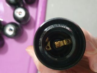 Casquillos para bombillas e27 más bombillas varias