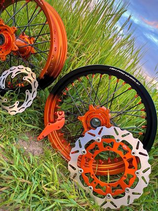 Llantas supermotard 