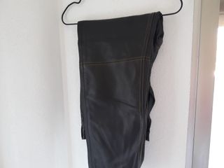 Pantalón de cuero. Marrón. Cuero auténtico.