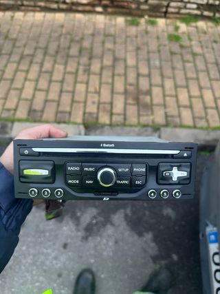 NAVEGADOR Y RADIO RT6 RNEG2