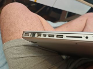 Macbook pro 2010 reparar o piezas