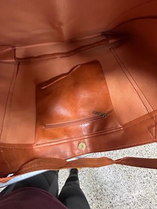 2 Bolsos de cuero 