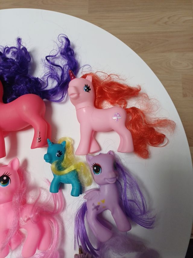 Juguetes poni y unicornio