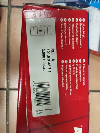 2 cajas de etiquetas apli