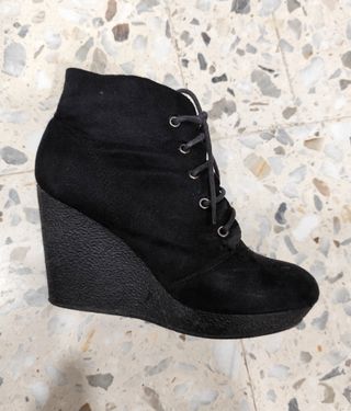 Botines cuña altos