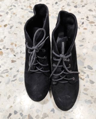 Botines cuña altos