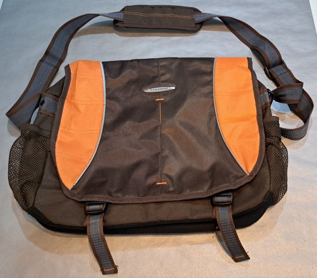 Maletin para ordenador y documentos