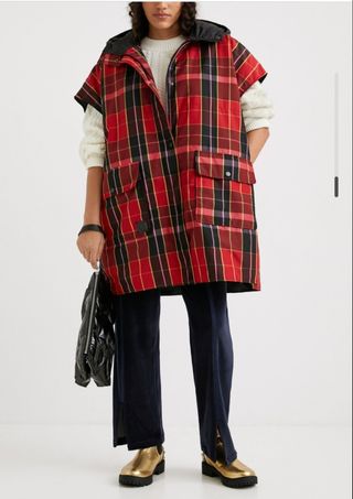 Poncho chaleco "Desigual"