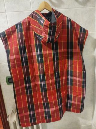 Poncho chaleco "Desigual"