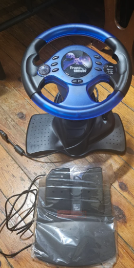 VOLANTE Y PEDALES PLAYSTATION 1 Y 2