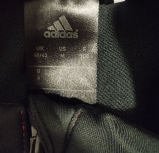 Chándal adidas original color negra y rojo talla M