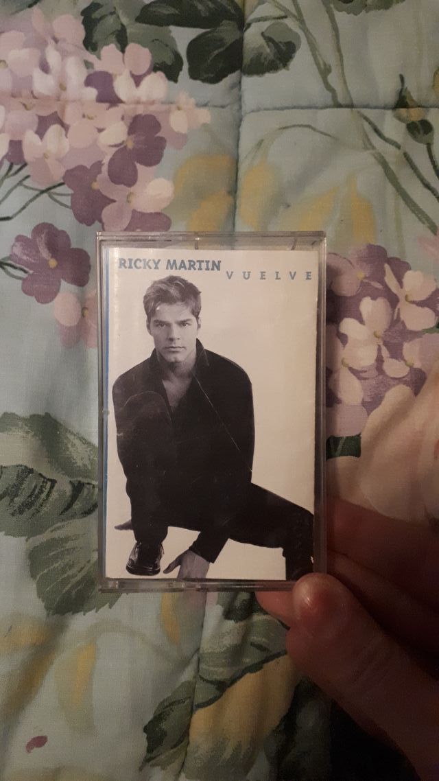 Ricky Martin - Vuelve