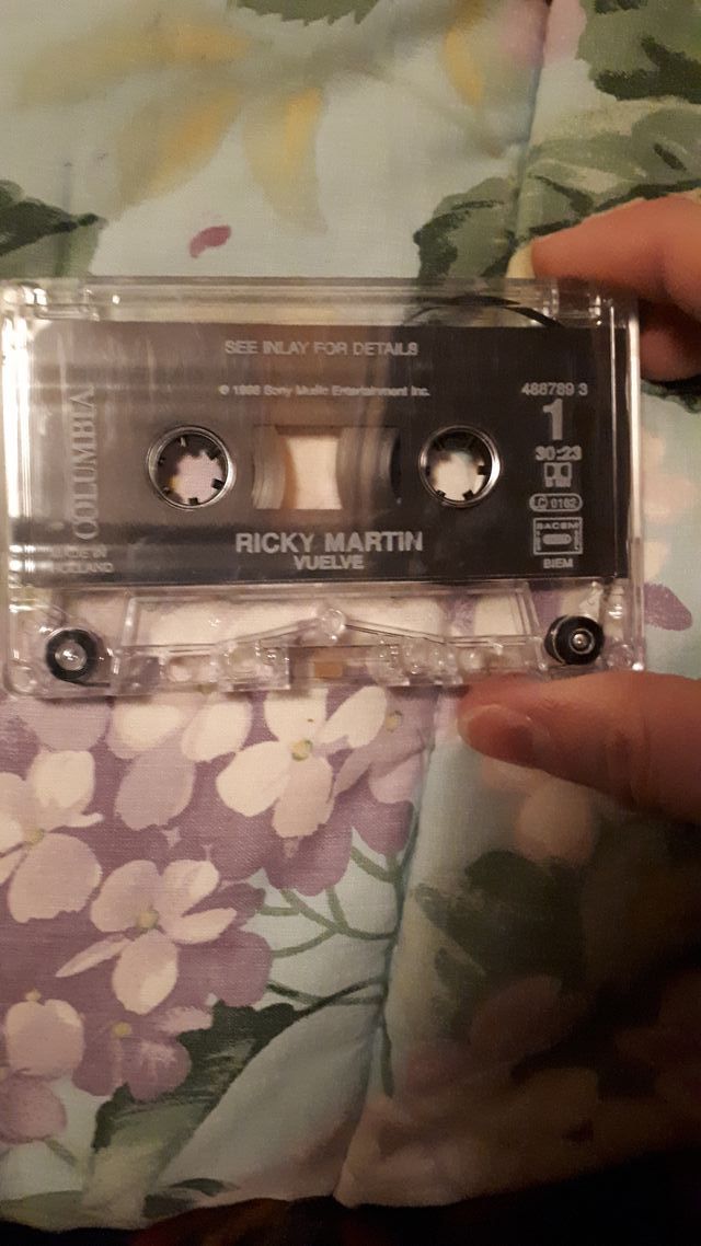 Ricky Martin - Vuelve