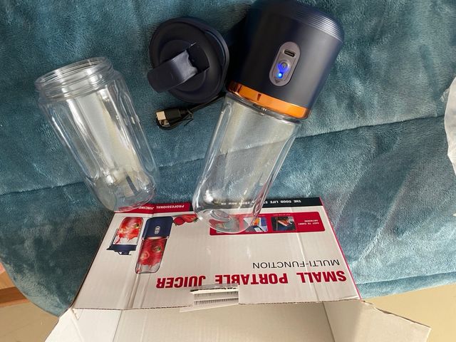 Licuadora con 2 vasos