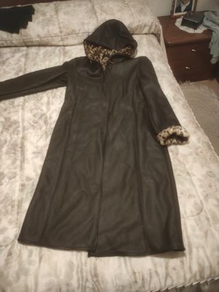 Abrigo mujer marrón y leopardo