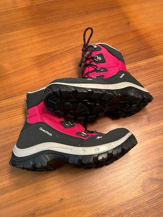 Botas de montaña niña