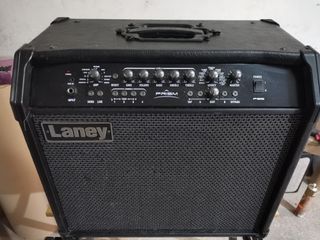 Amplificador guitarra LANEY