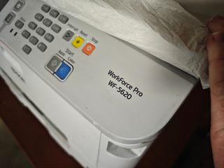 Epson WorkForce Pro WF 5620 dwf NON FUNZIONANTE