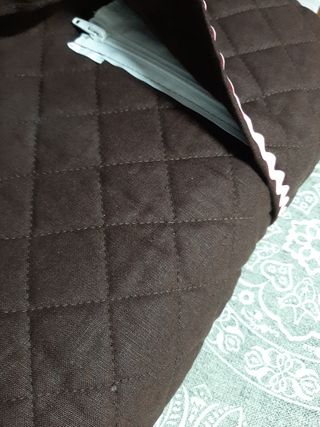 CUBRE CUNA 75X45CM MARRON