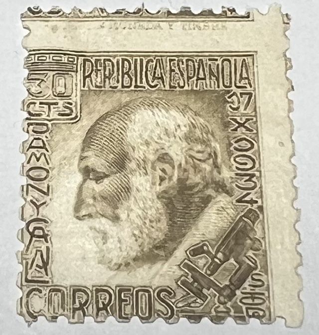 Sello España 1934 Ramón y Cajal 680 descentrado