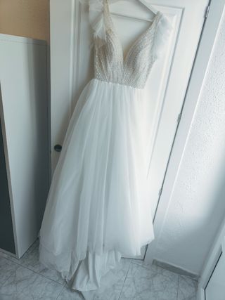 Vestido de novia brillante 