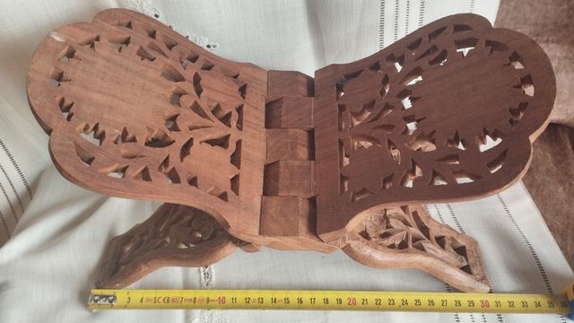 SOPORTE PARA LIBROS-ARTESANIA MADERA