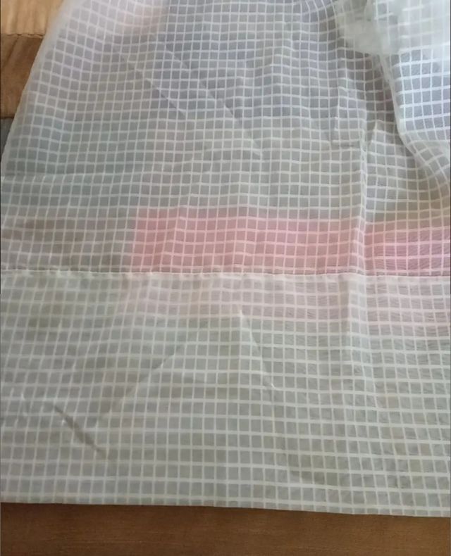 *Cortinas y*Cenefa para cortina y *Anillas madera.