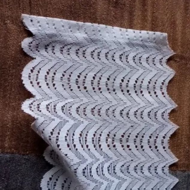 *Cortinas y*Cenefa para cortina y *Anillas madera.