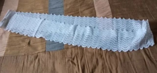 *Cortinas y*Cenefa para cortina y *Anillas madera.