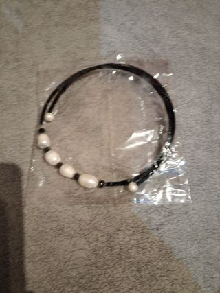 Gargantilla con perlas