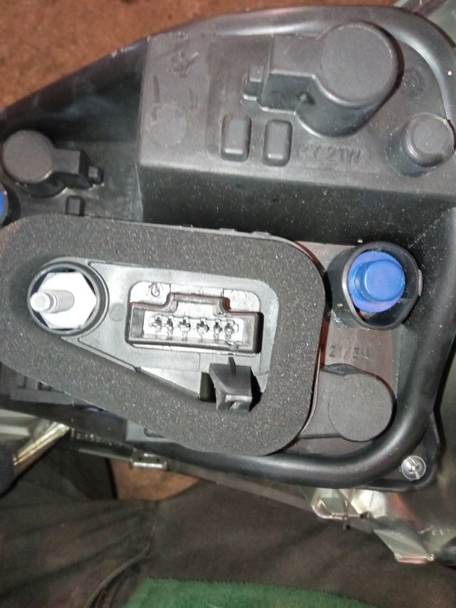 Piloto izquierdo citroen C-elysee 714000285900