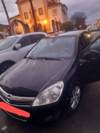 Opel Astra 2010