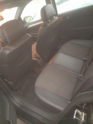 Opel Astra 2010