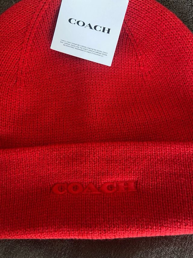 Bonnet COACH neuf avec étiquette