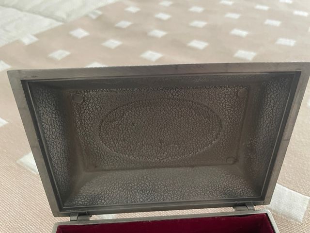 Bellissimo portagioie in argento o argento