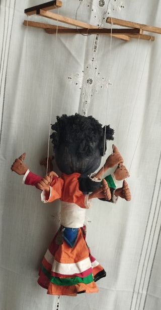 MARIONETA NEPAL INDIA-KALI CON 7 BRAZOS
